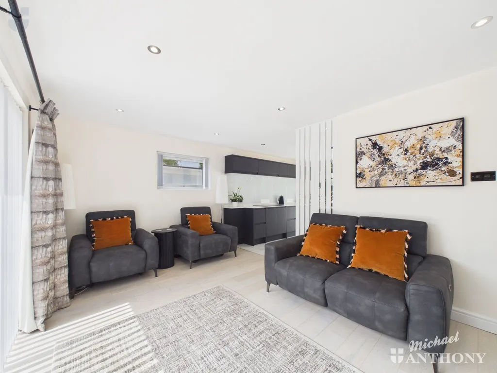 Church Way, Stone, HP17 8RG, photo 10