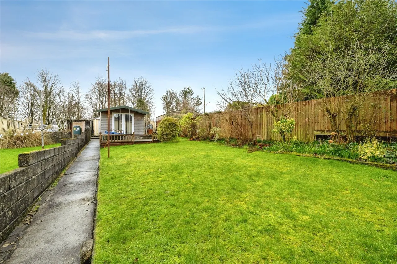 New Road, Ystradowen, SA9, photo 15