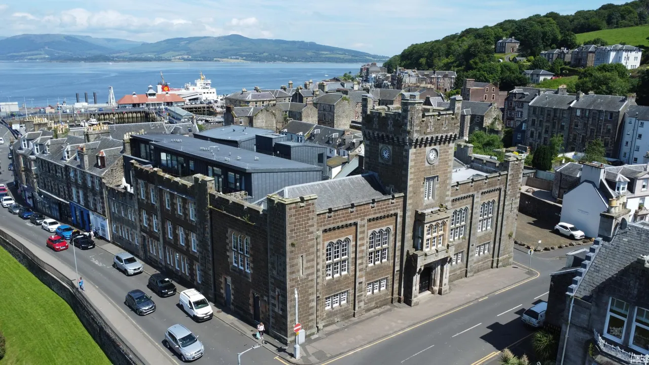 2 bed flat for sale, Watergate, Isle Of Bute, PA20