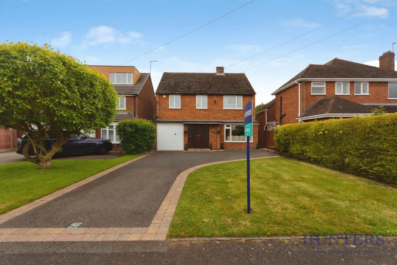 3 bed house for sale — Ferndown Road, Solihull