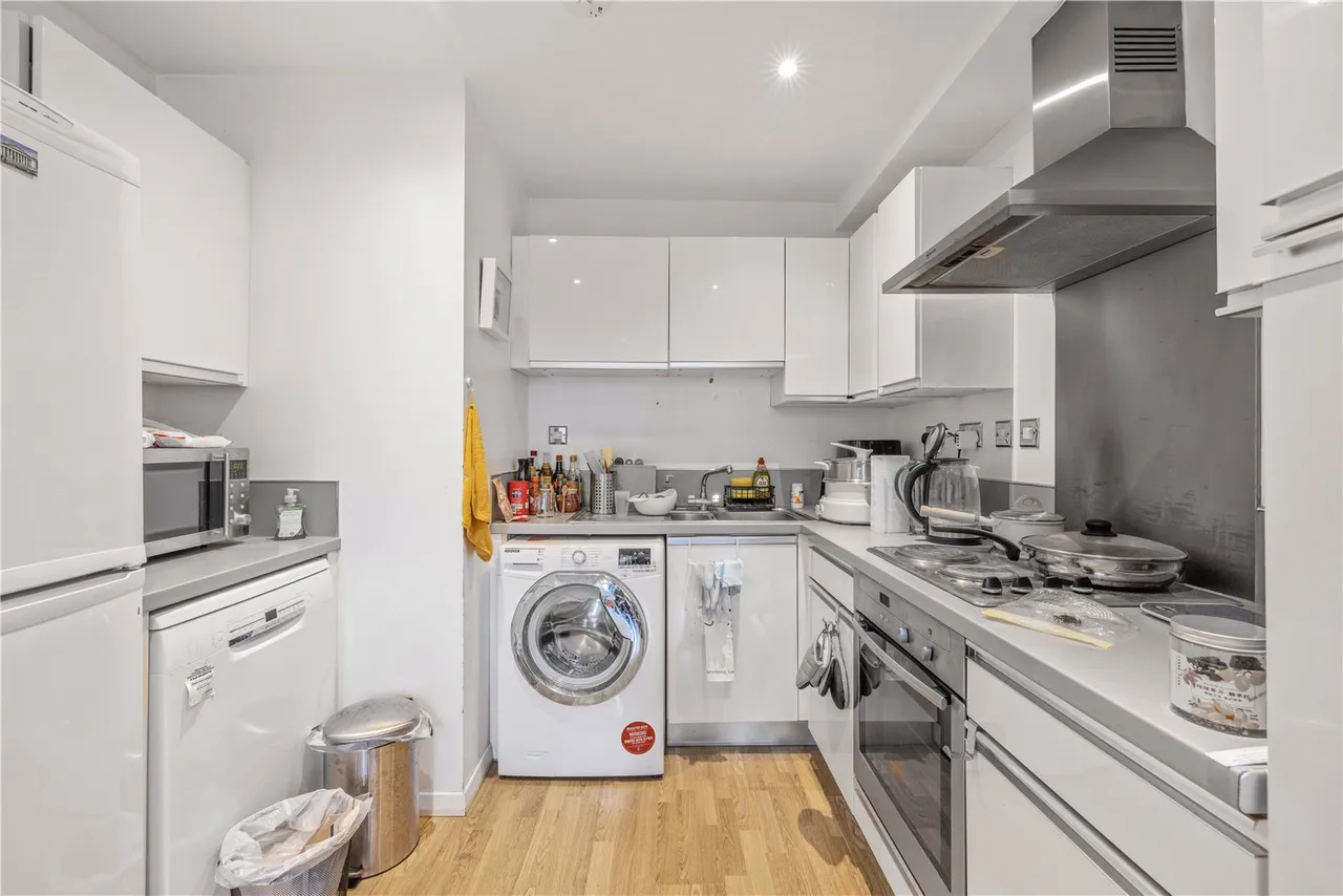 Limeharbour, London, E14, photo 3