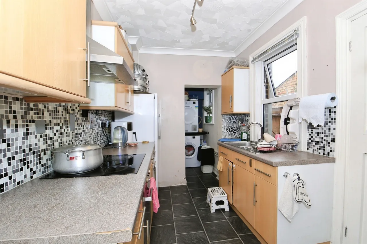 High Street, Peterborough, PE2, photo 5