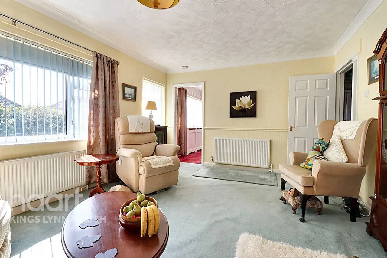 Common Close, West Winch, PE33, photo 5