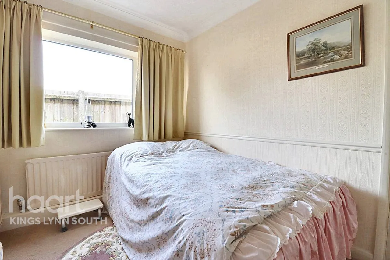 Common Close, West Winch, PE33, photo 14