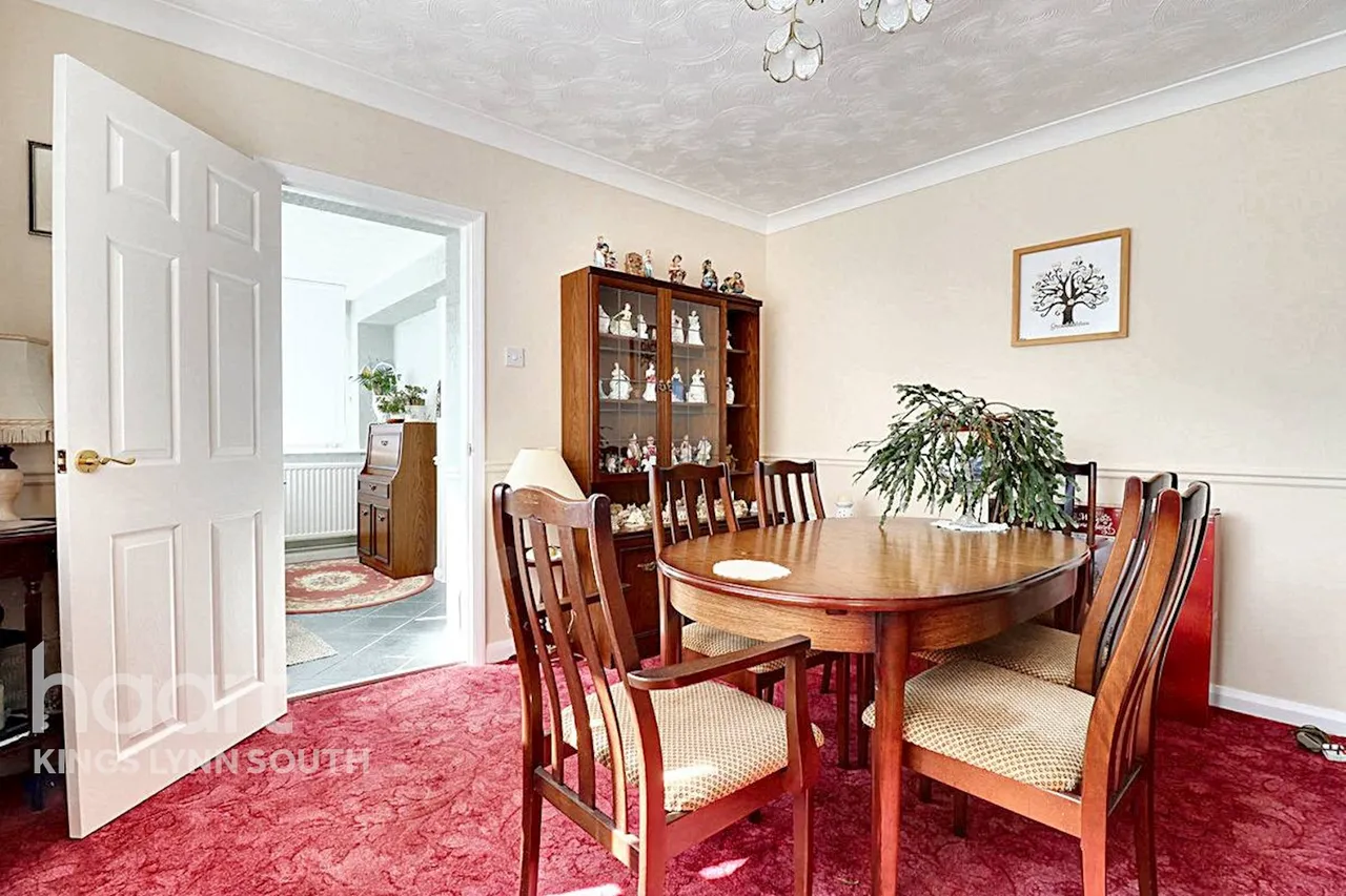 Common Close, West Winch, PE33, photo 6