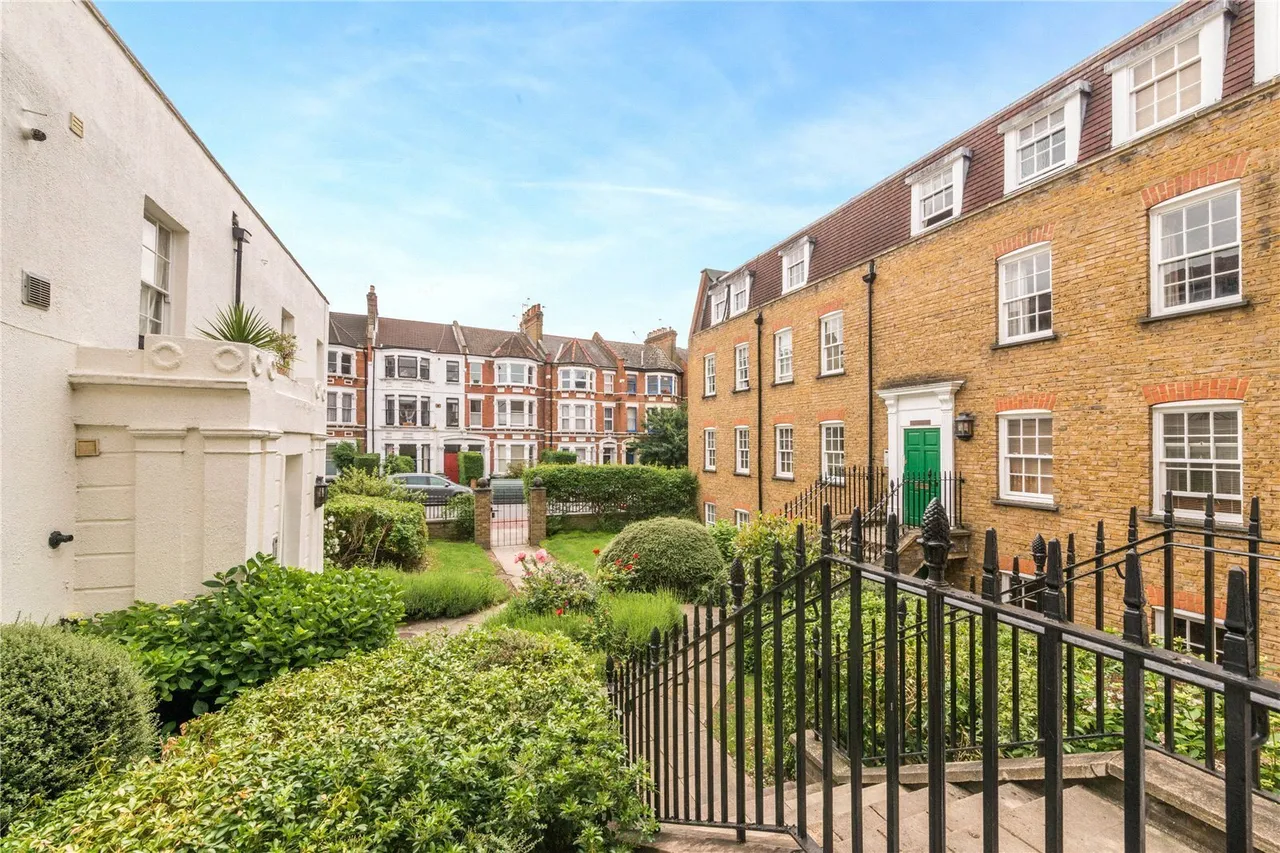 Stapleton Hall Road, Finsbury Park, N4, photo 16