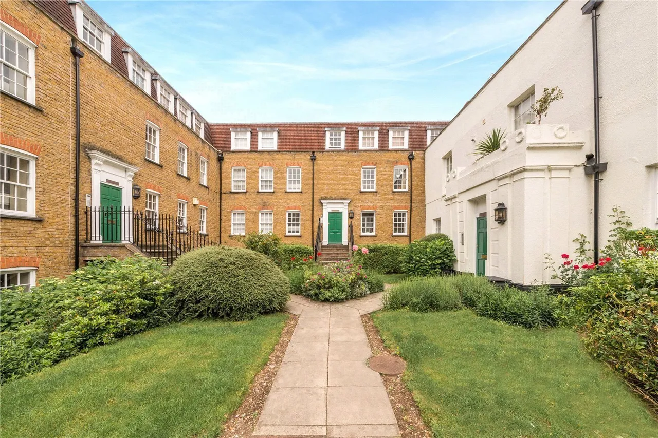 Stapleton Hall Road, Finsbury Park, N4, photo 17