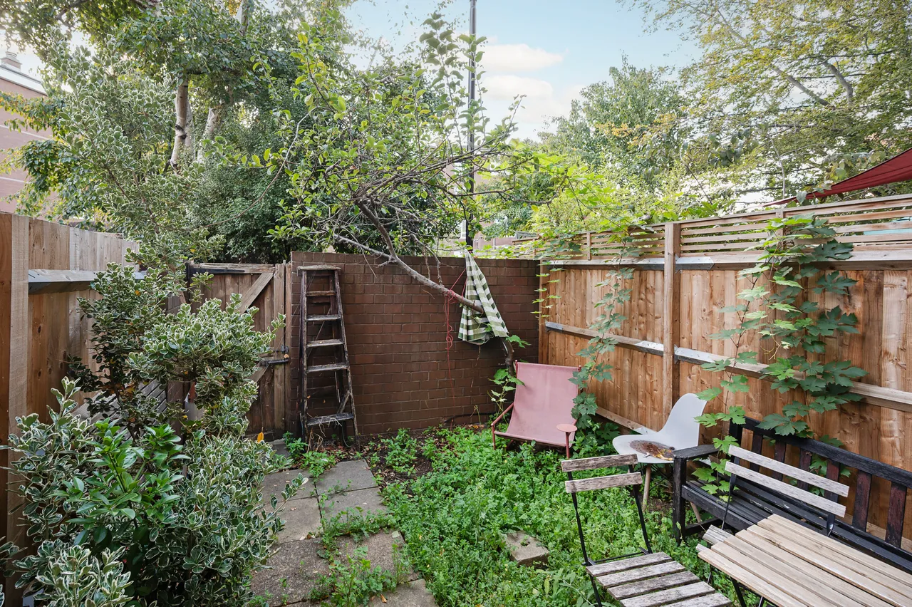 London, E2, photo 8