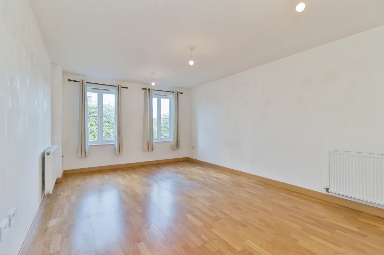Well Hall Road, SE9, photo 6