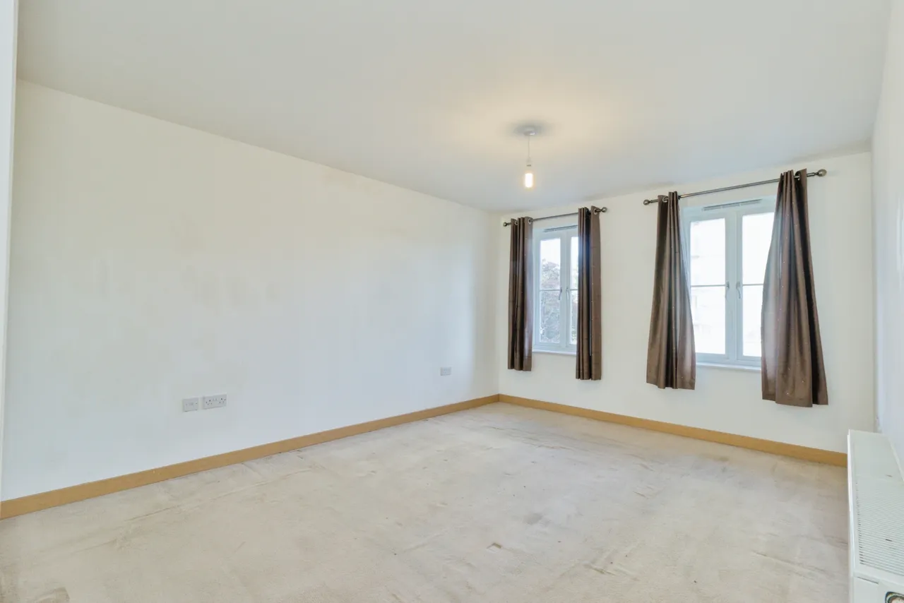 Well Hall Road, SE9, photo 11