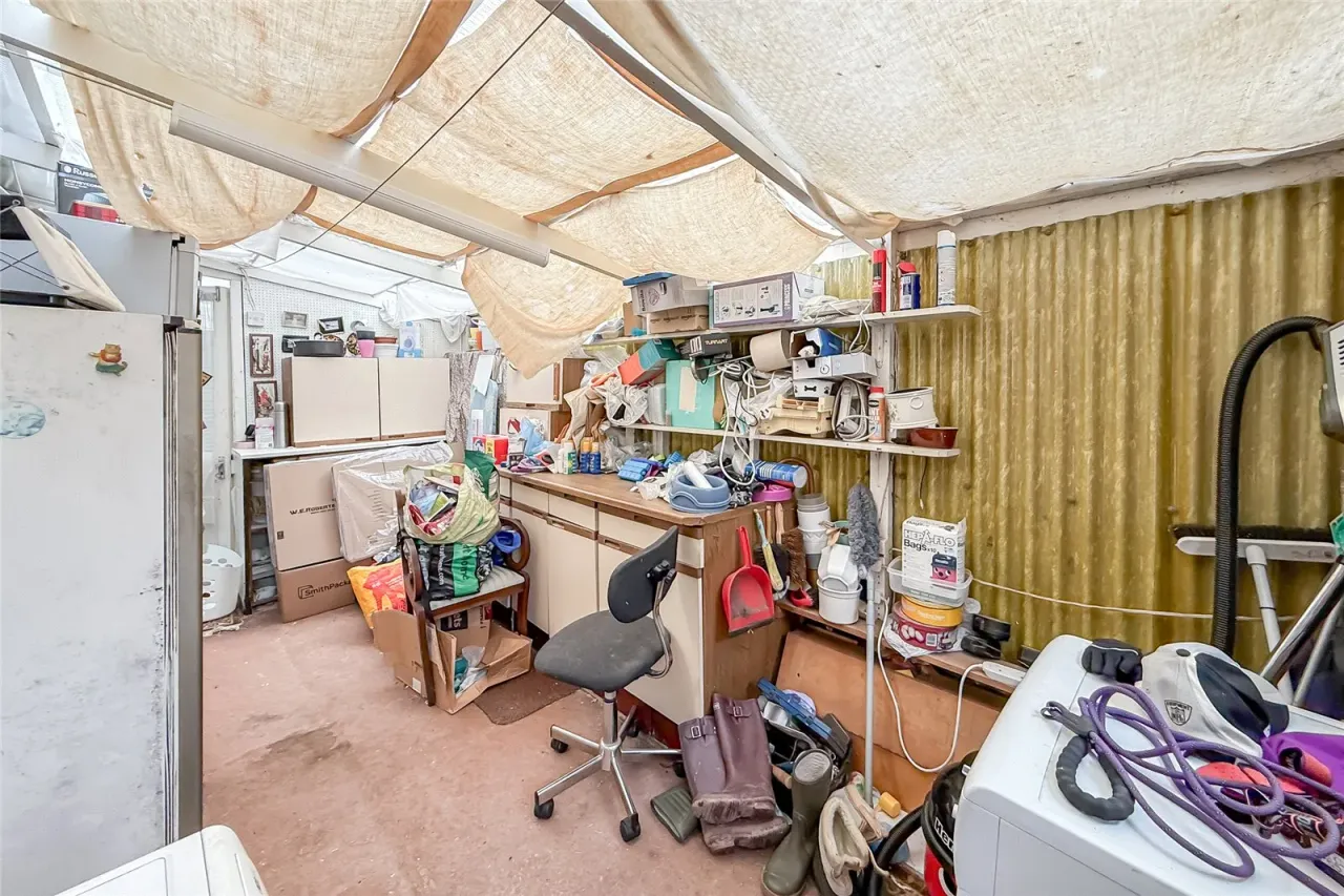 Hollybush Avenue, St. Albans, Hertfordshire, AL2 3AE, photo 11