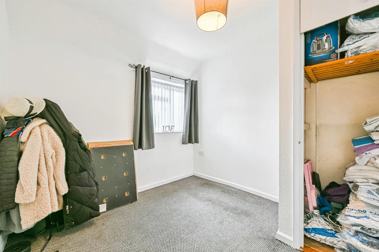 Broxtowe Lane, Nottingham, NG8, photo 11