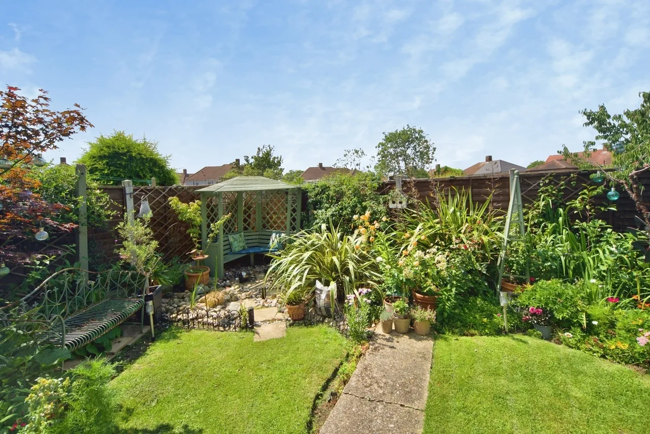 Brockley Crescent, Romford, RM5, photo 11