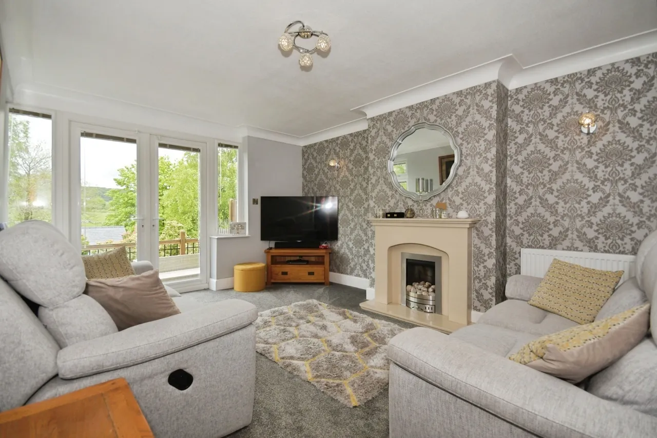 Macclesfield Old Road, Buxton, Derbyshire, SK17, photo 3