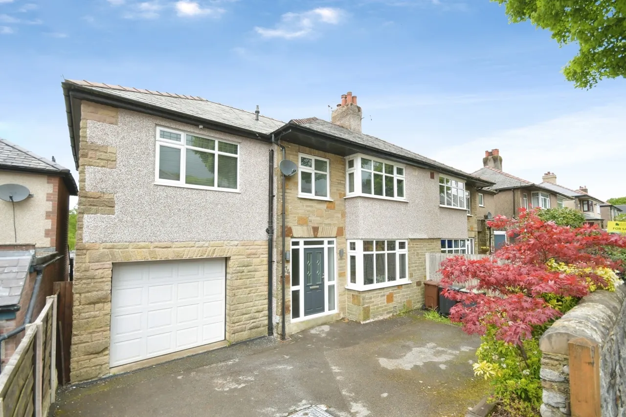 4 bed house for sale — Macclesfield Old Road, Buxton, Derbyshire, SK17