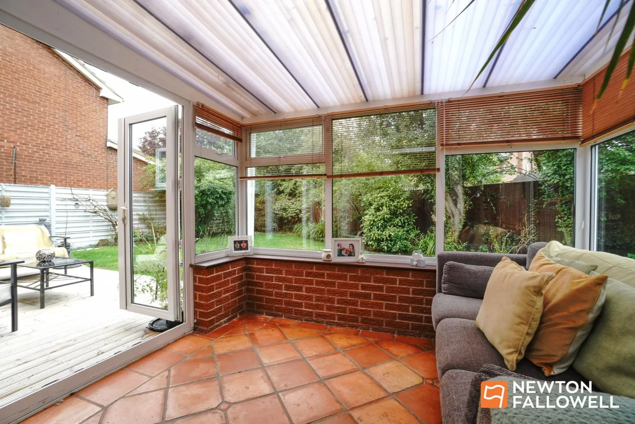 De Verdun Avenue, Belton, LE12, photo 14