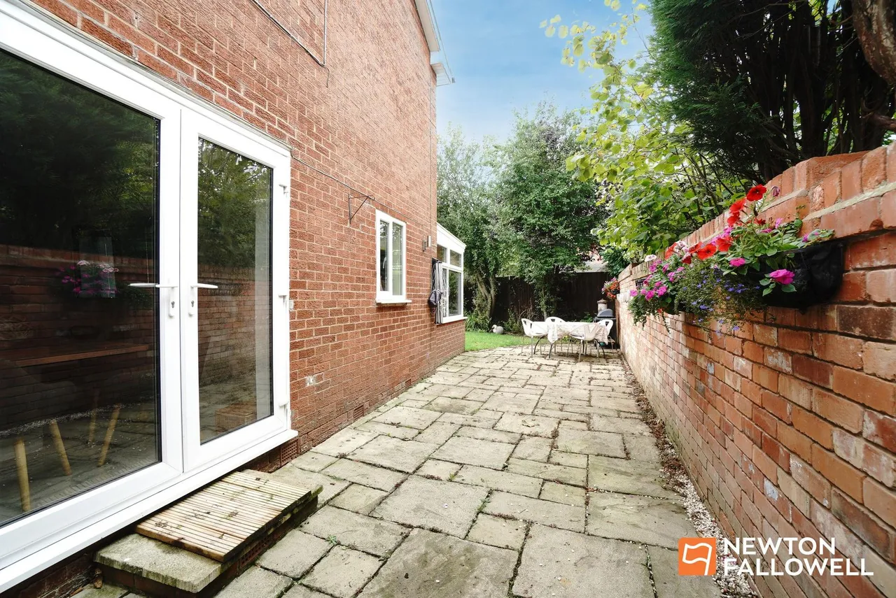 De Verdun Avenue, Belton, LE12, photo 28