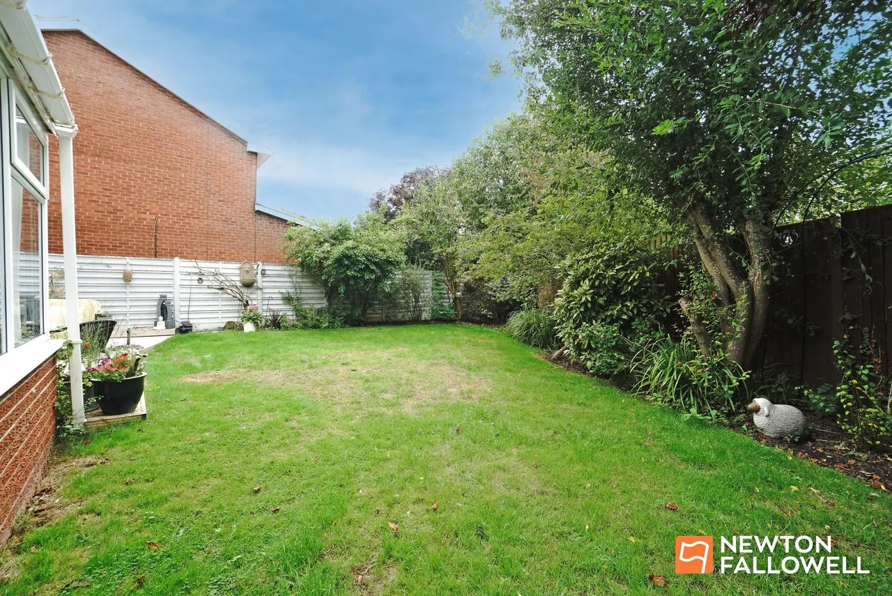 De Verdun Avenue, Belton, LE12, photo 26