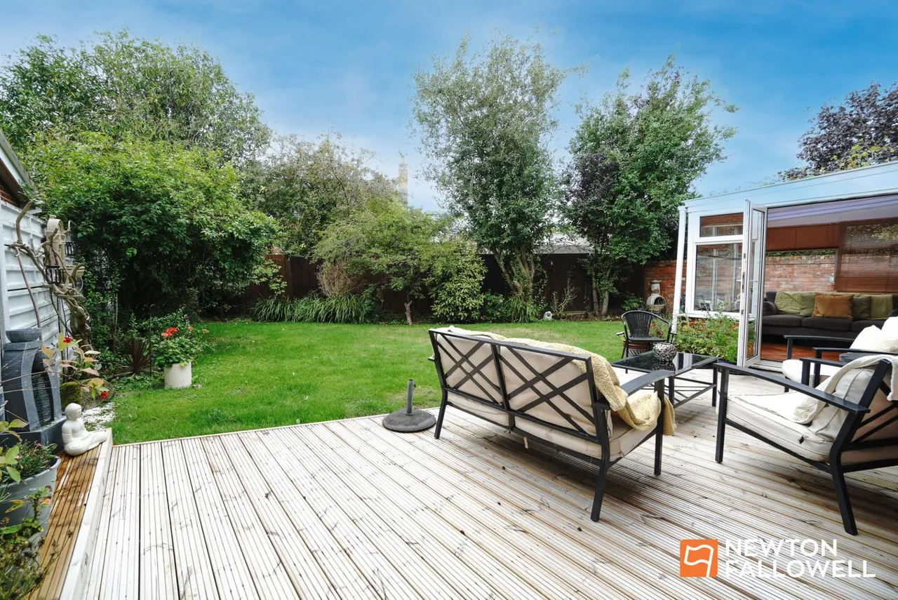 De Verdun Avenue, Belton, LE12, photo 15