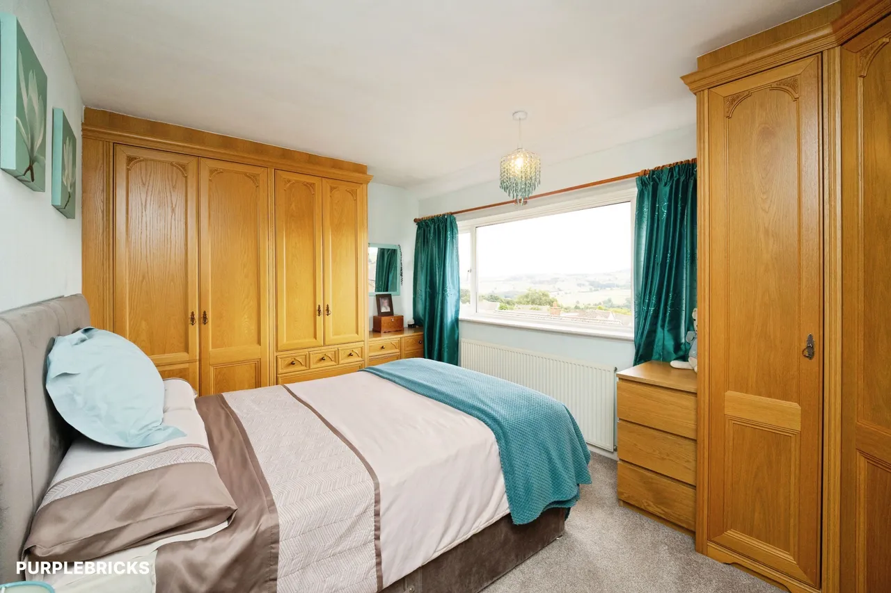 Hillcrest Road, Bradford, BD13, photo 12