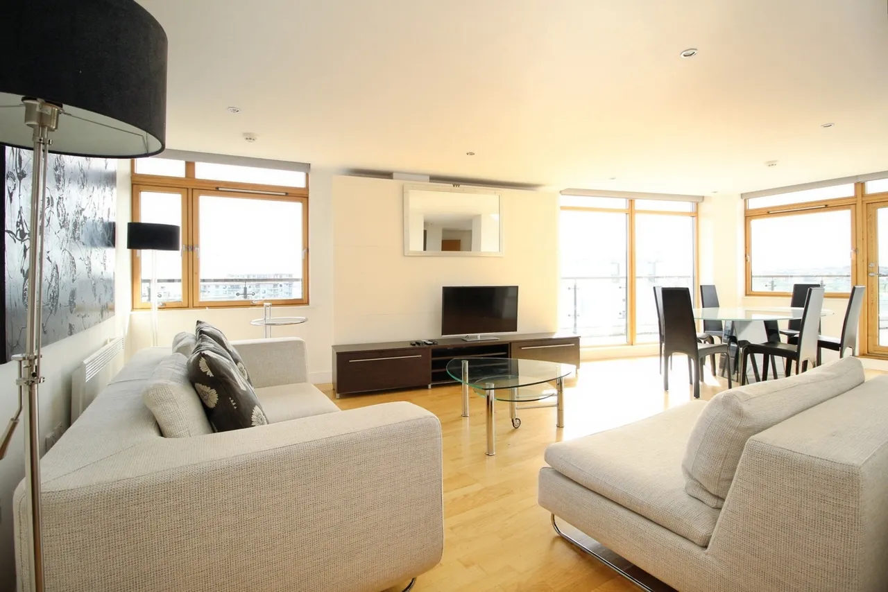 Armouries Way, Leeds, LS10, photo 3