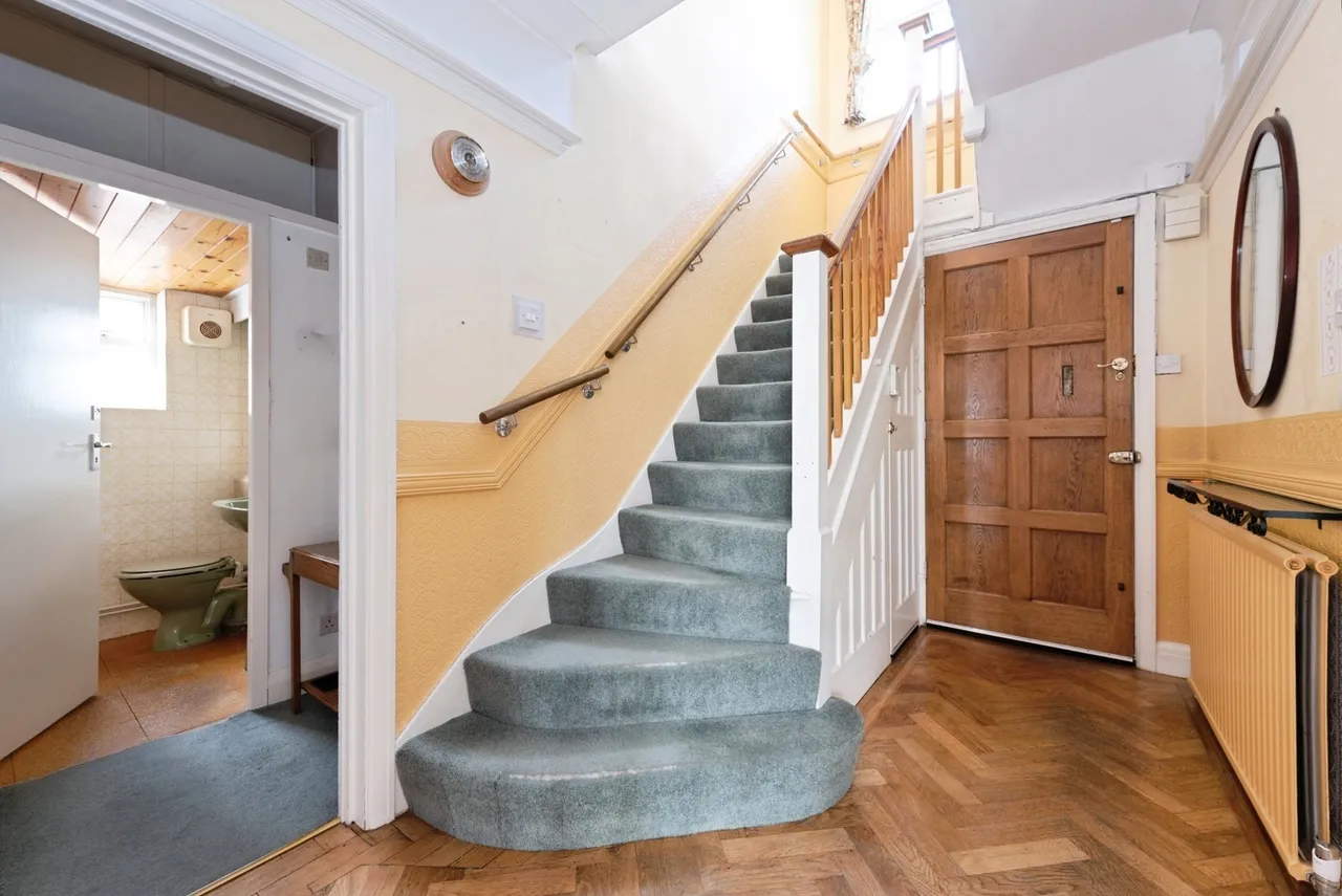 The Manor Drive, Worcester Park, KT4, photo 7