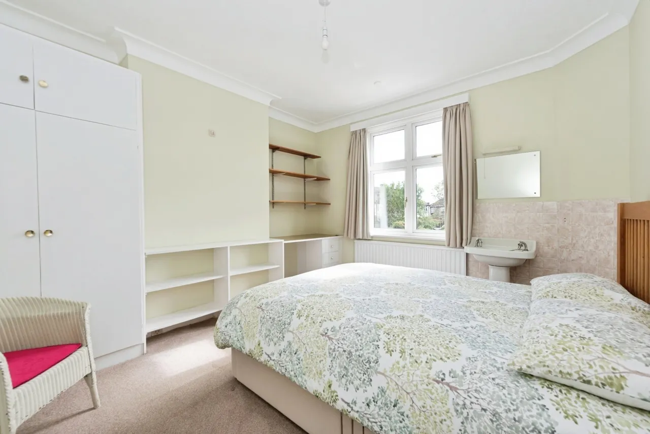 The Manor Drive, Worcester Park, KT4, photo 8