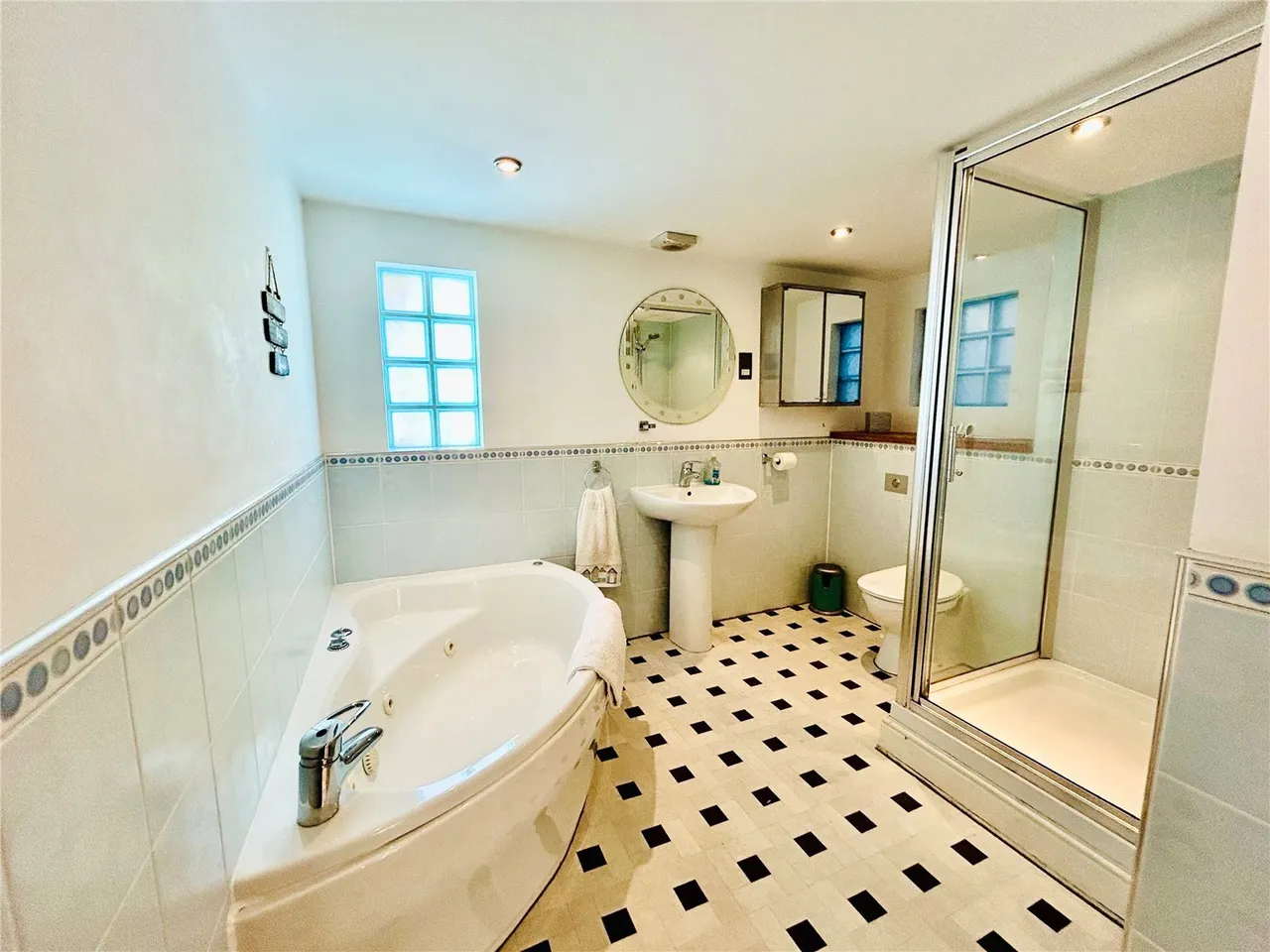Belle Vue Terrace, Whitby, North Yorkshire, YO21, photo 7