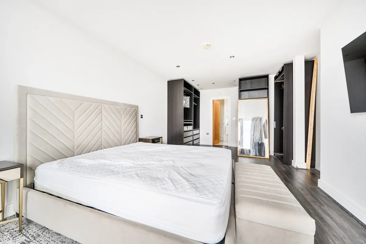 Kingsway London, N12, photo 11