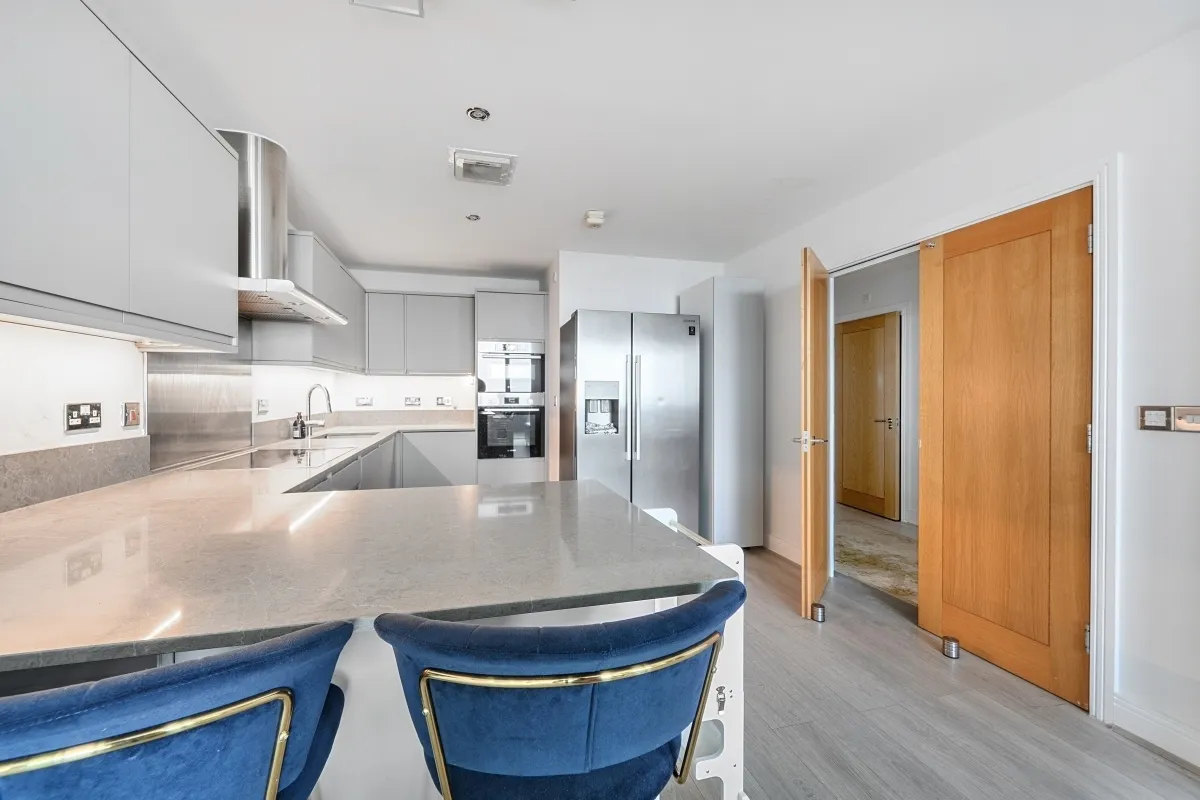 Kingsway London, N12, photo 9