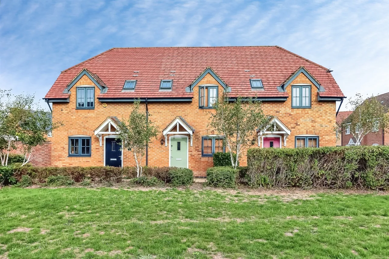 2 bed house for sale, Elton Street, Corby, NN17