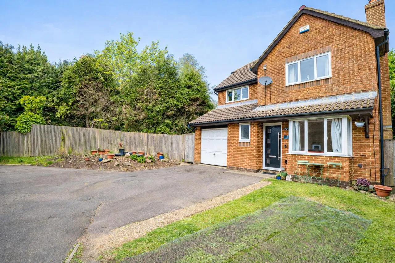 Chalvington Drive, St. Leonards-On-Sea, photo 30