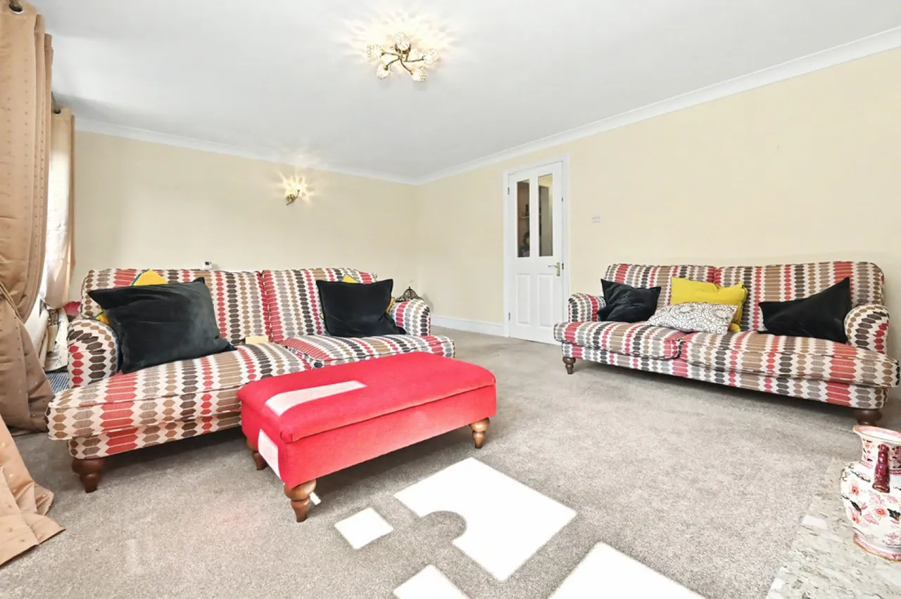 The Bridle Path, Newcastle, ST5, photo 10