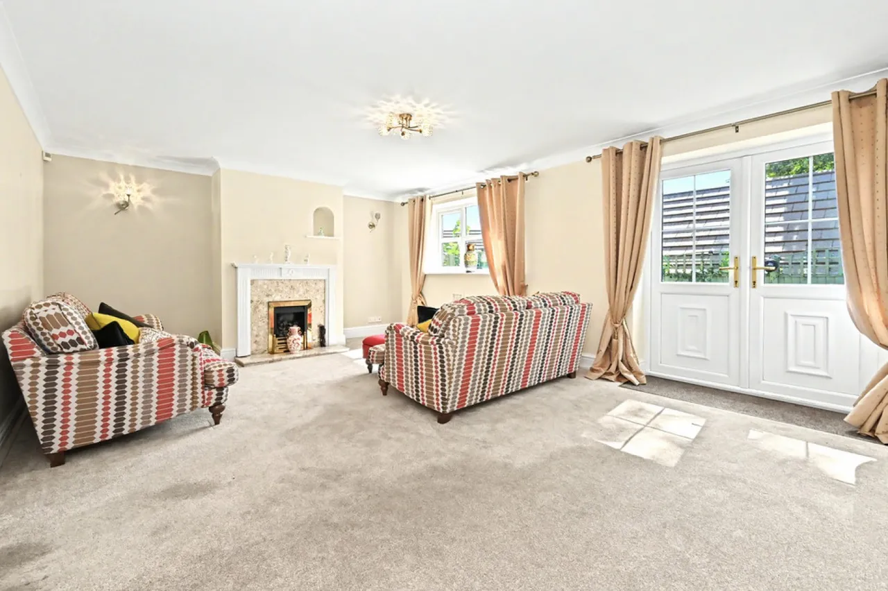 The Bridle Path, Newcastle, ST5, photo 5