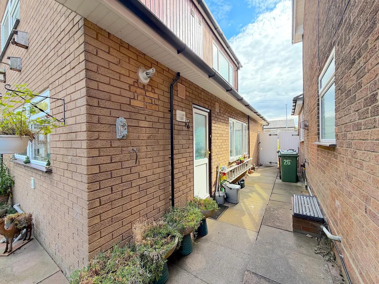 Dorchester Road, Shoal Hill, WS11, photo 24