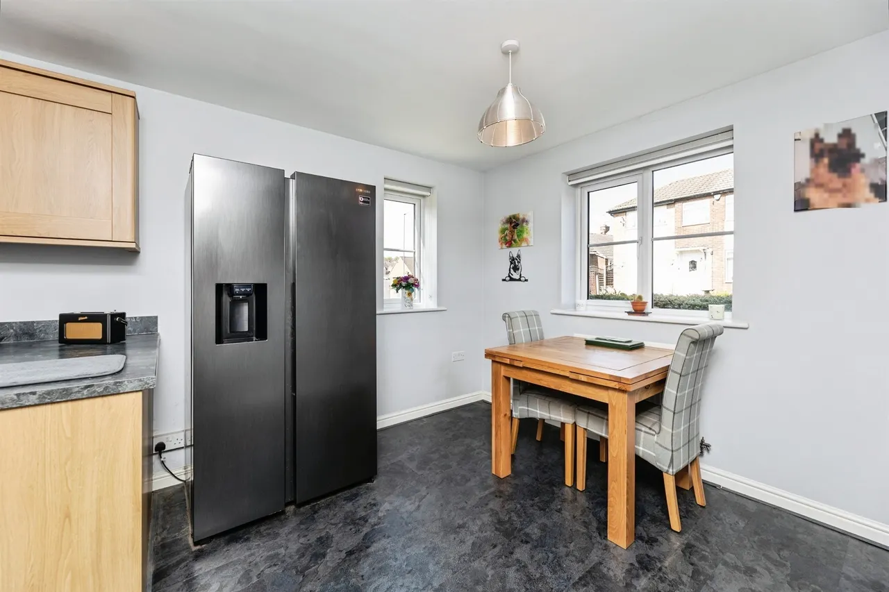 Daisy Hill, Morley, LS27, photo 7