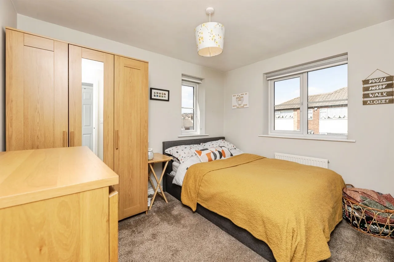 Daisy Hill, Morley, LS27, photo 12