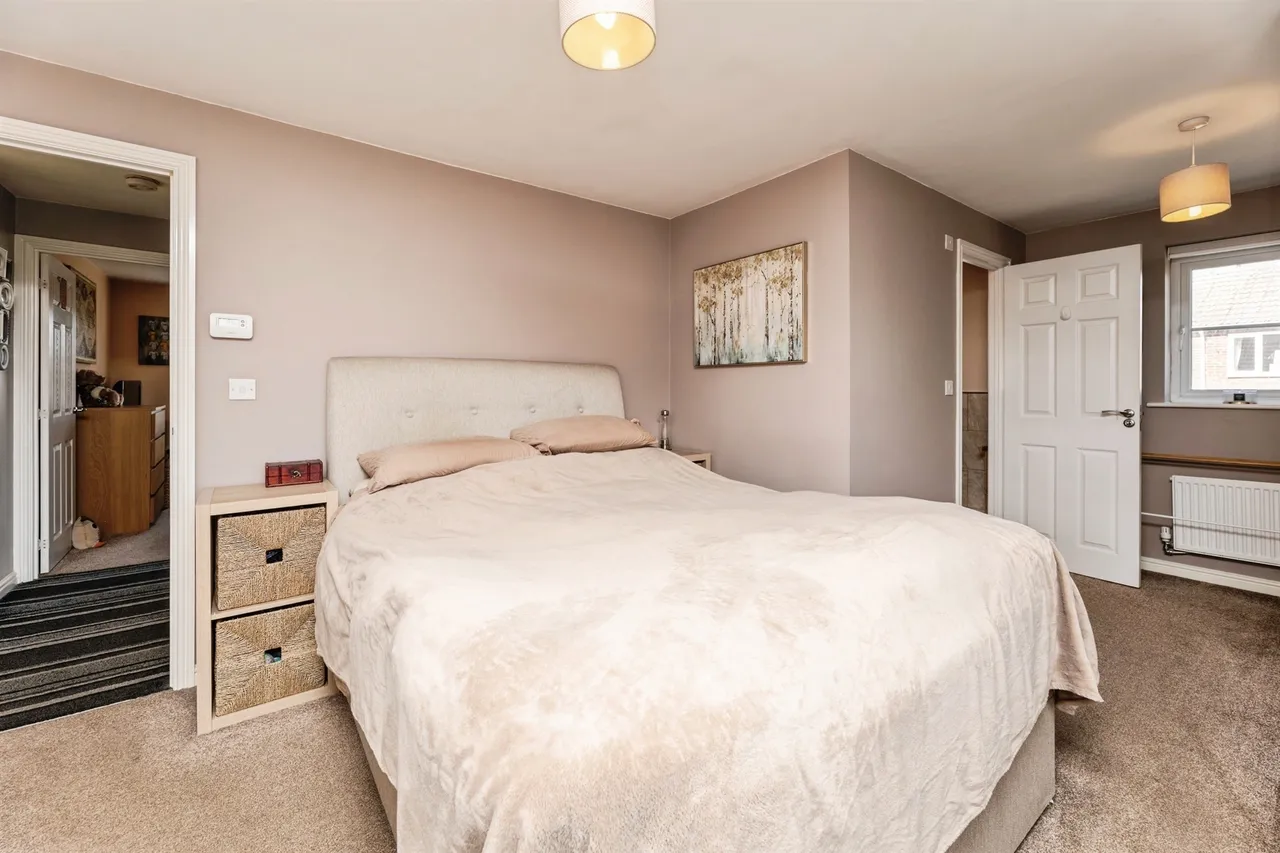 Daisy Hill, Morley, LS27, photo 10