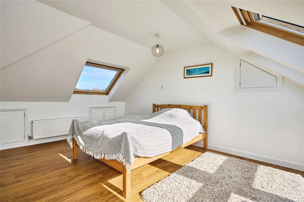 Place Road, Cowes, PO31, photo 14