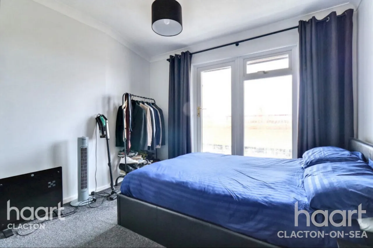 Rosemary Road, CO15, photo 7