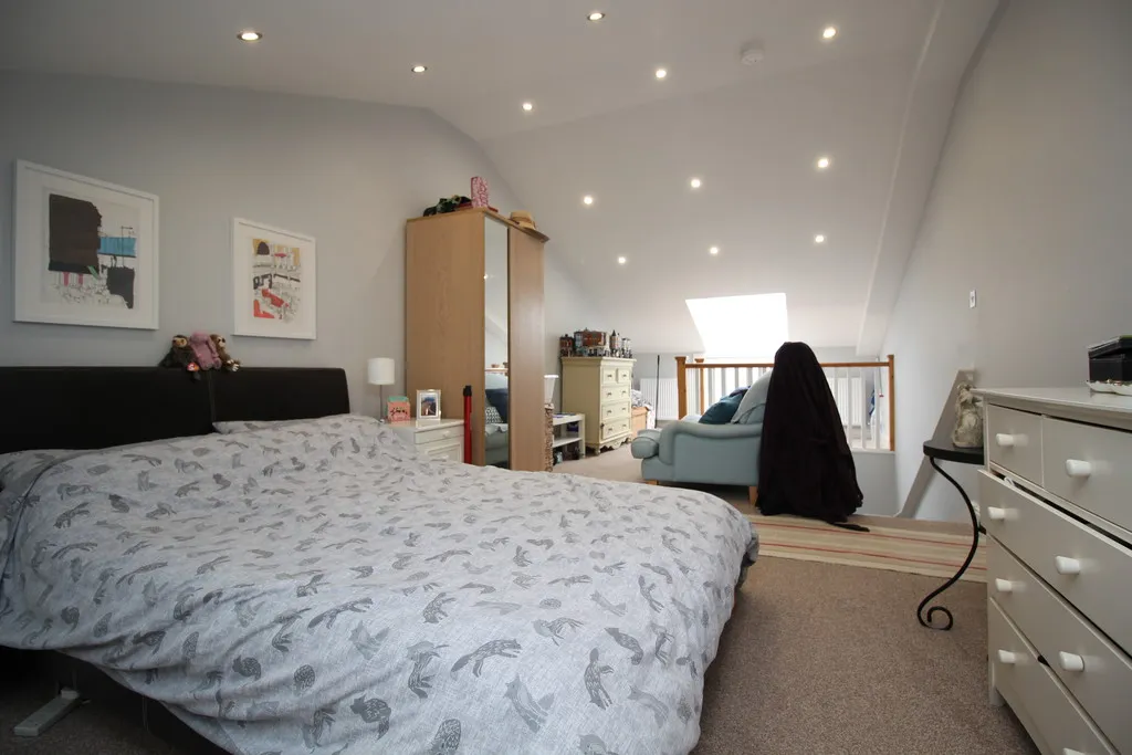 Harrington House, Brighton Road, Horsham, photo 6