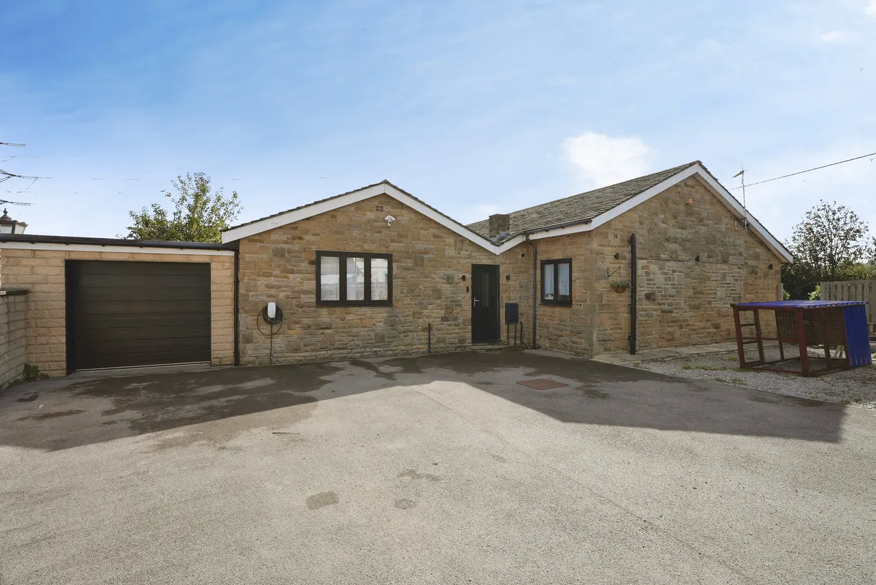 Latham Lane, Cleckheaton, BD19, photo 50
