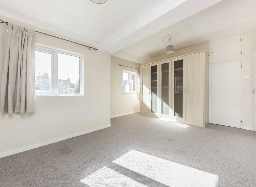 Batavia Road, Sunbury, TW16, photo 4