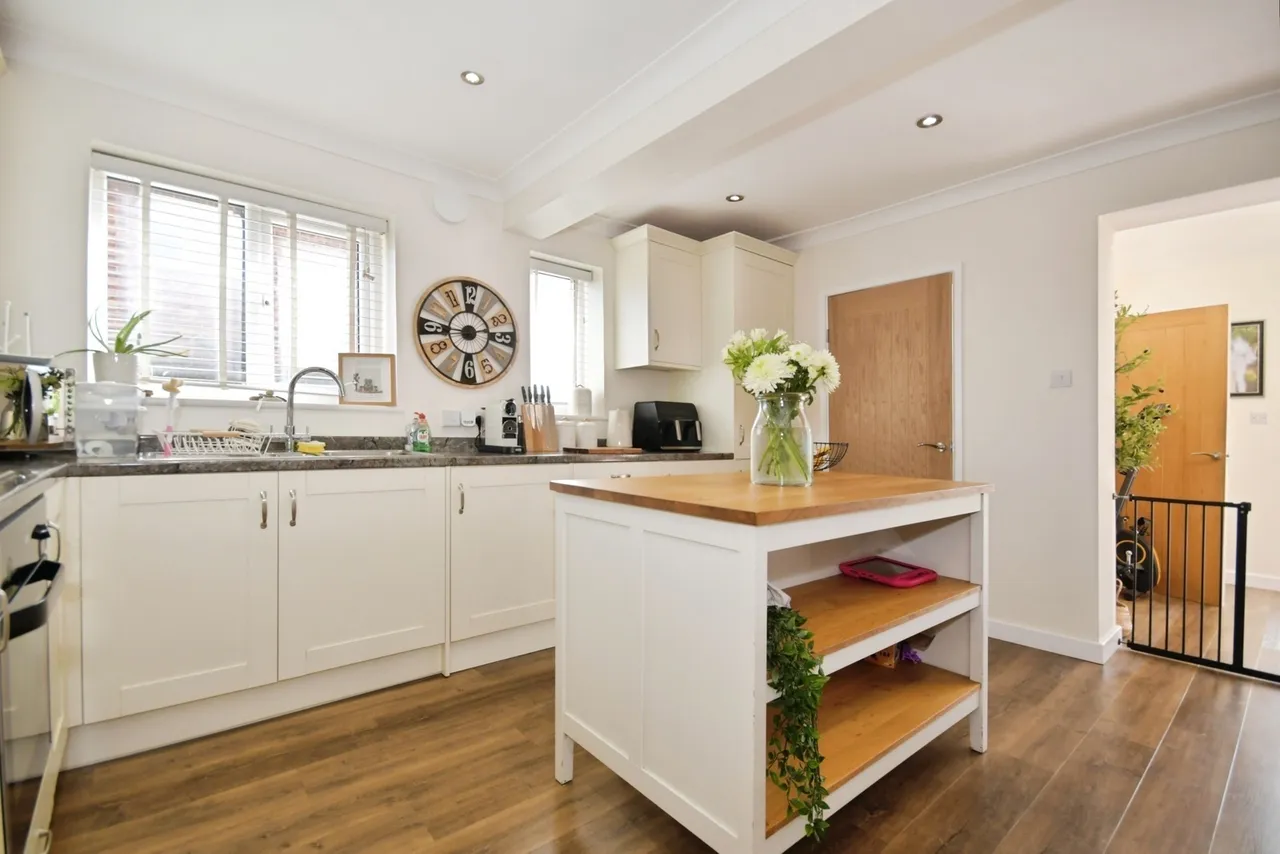 Hammerwater Drive, Warsop, Mansfield, Nottinghamshire, NG20, photo 6