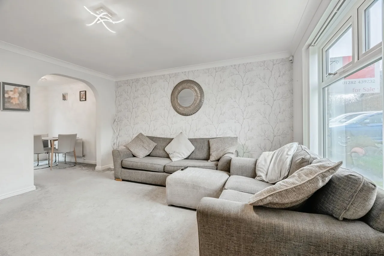 Loxley Gardens, Burnley, Lancashire, BB12, photo 2