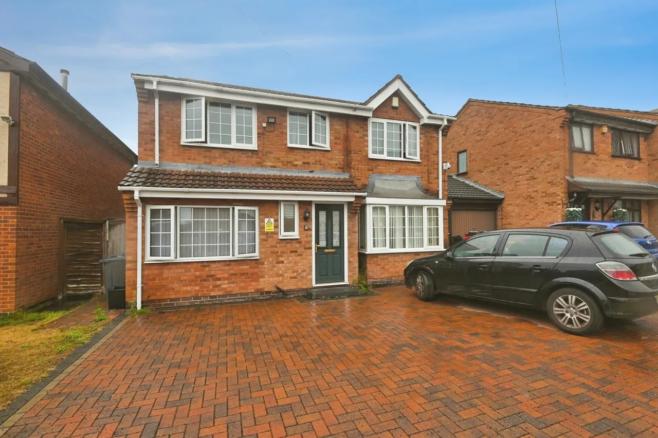 4 bed house for sale — Burdons Close, Birmingham