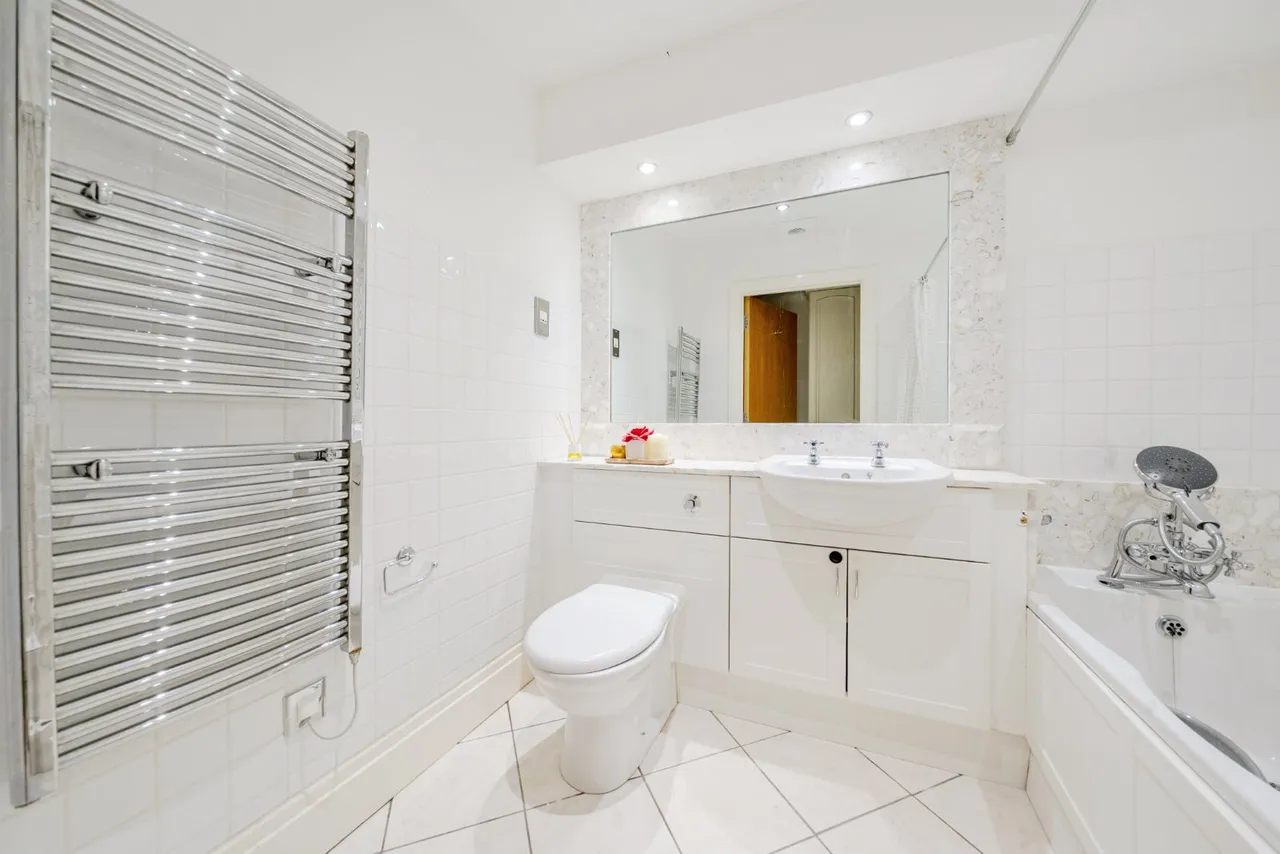 Seven Kings Way, Kingston Upon Thames, KT2, photo 7