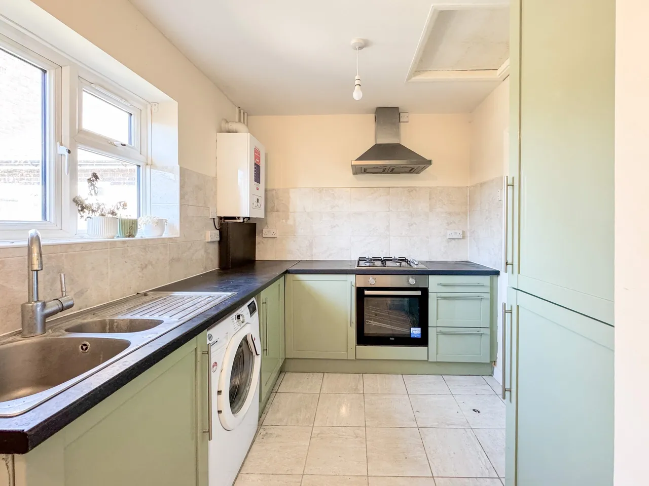 1 bed house to rent, Knebworth Path, Borehamwood, WD6