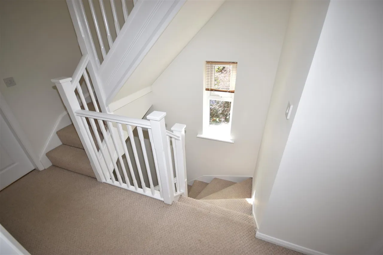 Kinross Road, Sleaford, photo 8