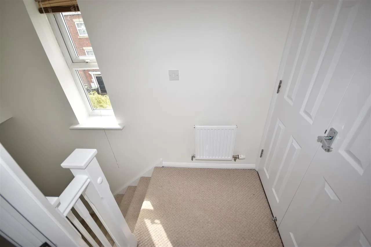 Kinross Road, Sleaford, photo 12